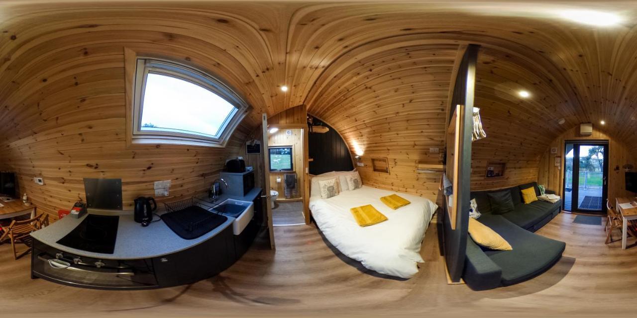 Robins Nest Glamping Pod With Hot Tub Hotell Keith Eksteriør bilde